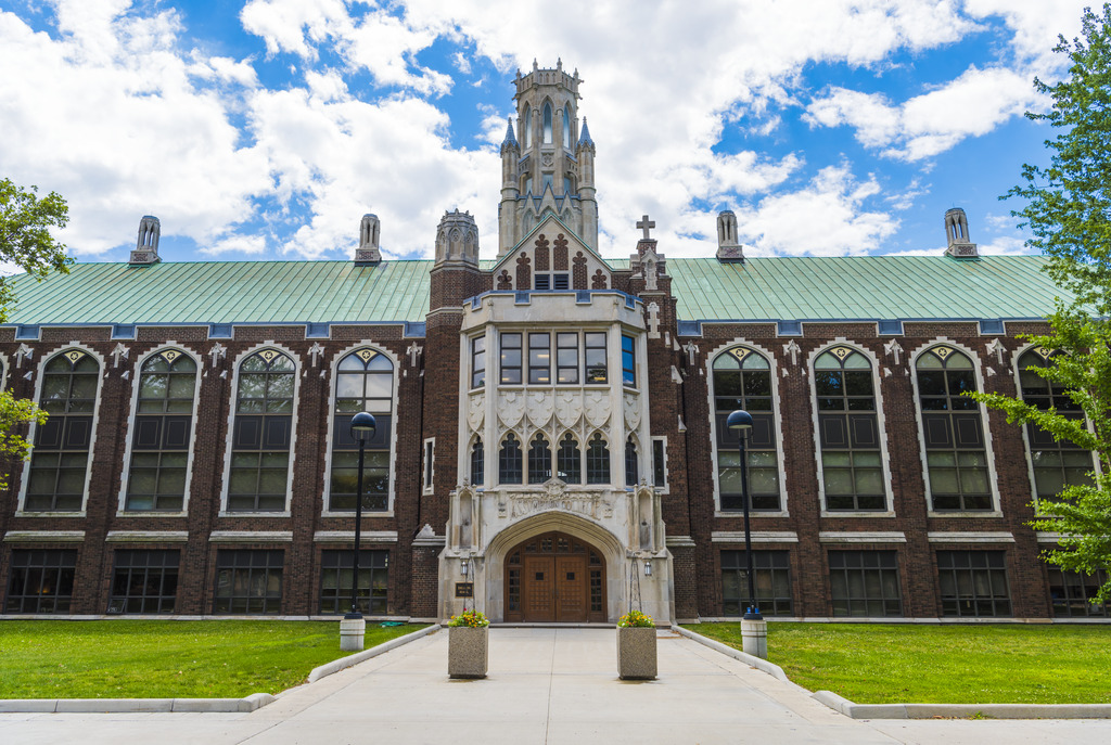 Windsor Of University